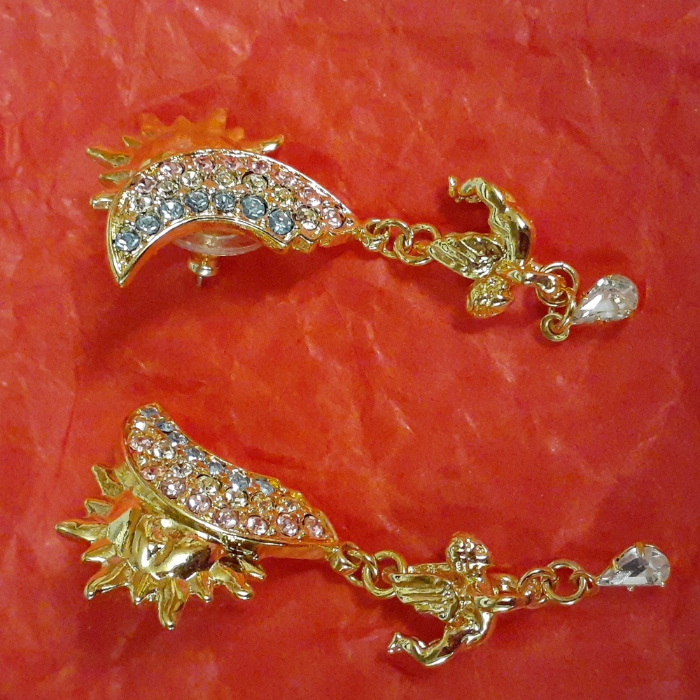 Vintage! Kirks folly pierced earrings